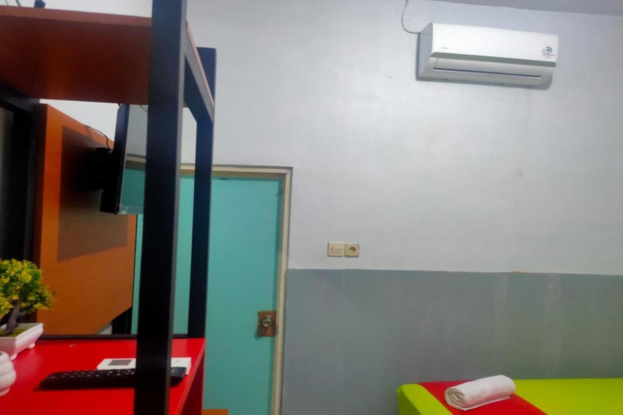 Oyo 91179 Hotel Lagalleria Sumenep Ngoại thất bức ảnh