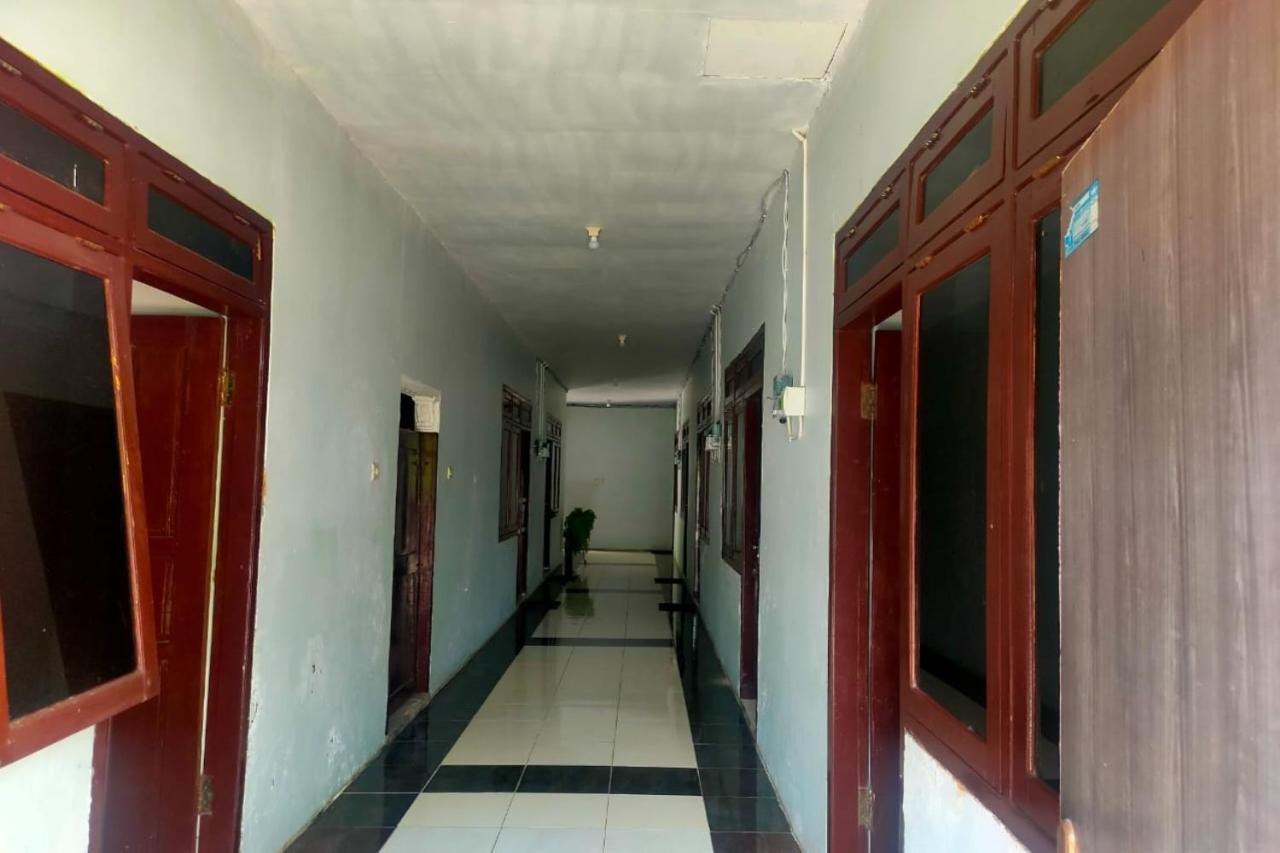 Oyo 91179 Hotel Lagalleria Sumenep Ngoại thất bức ảnh