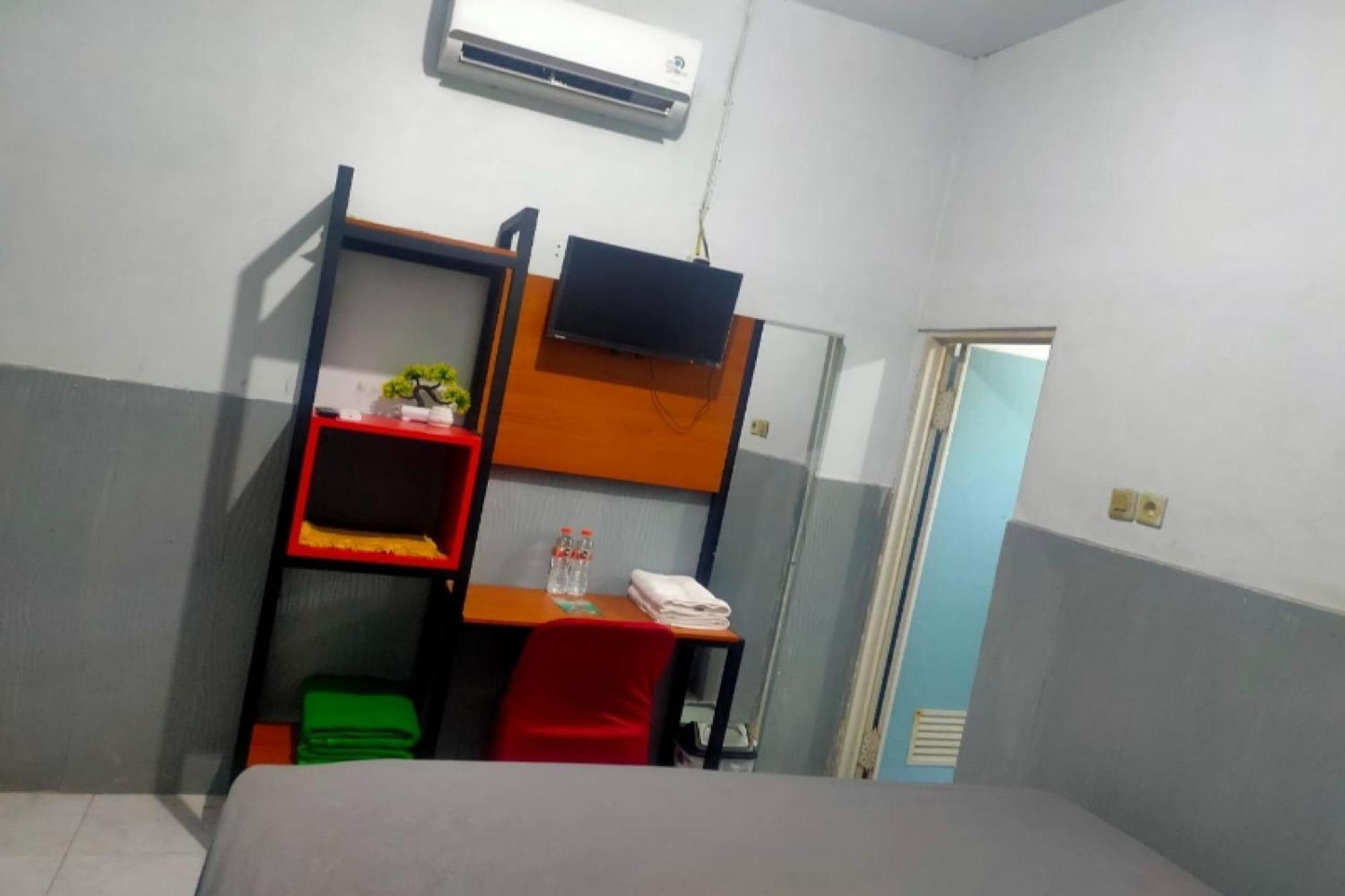 Oyo 91179 Hotel Lagalleria Sumenep Ngoại thất bức ảnh
